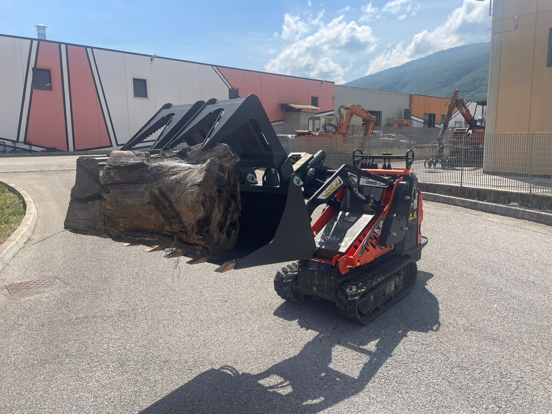 Cormidi C85-ML - Mini skid loader 285 kg | Made in Italy - 7