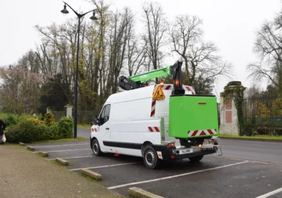Piattaforma aerea elettrica da 13,80 m su Renault Master E-tech KL38P troncato - 8