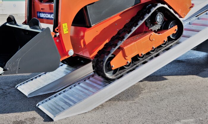 Rampes de chargement en aluminium pour véhicules avec pneus serie 168 - 8