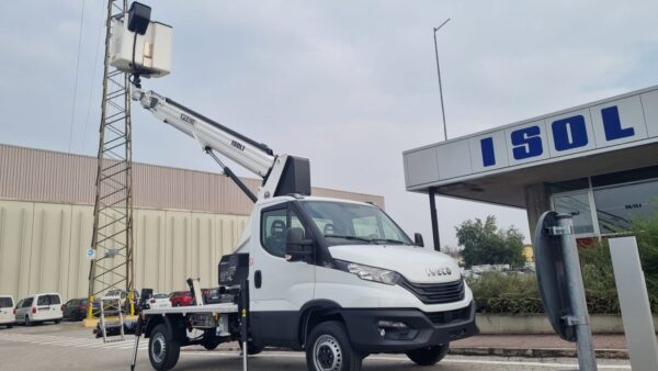 Camion con Cestello Telescopico 180mt PT18E - 3