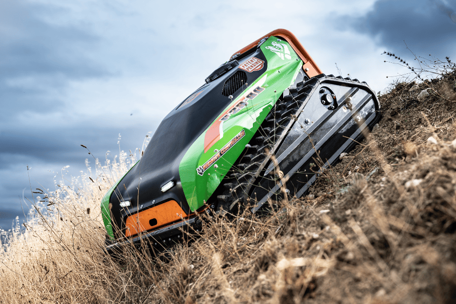 Green Climber F 23 | Compact Radio Controlled Lawn Mower