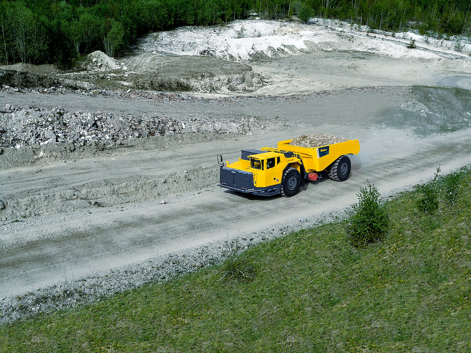 Autocarri elettrici per coltivazione sotterranea - 7