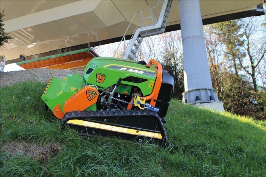 Green Climber F 300 PRO | Remote Control Frontal Mulcher