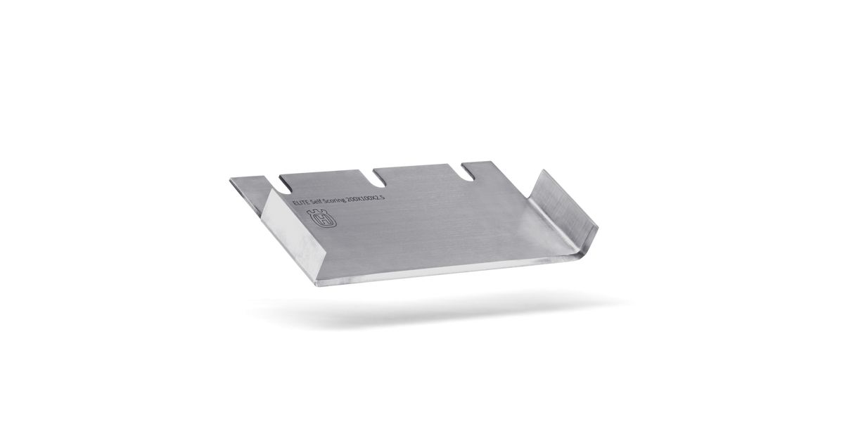 Husqvarna ELITE-SCRAPE™ Self-scoring blades