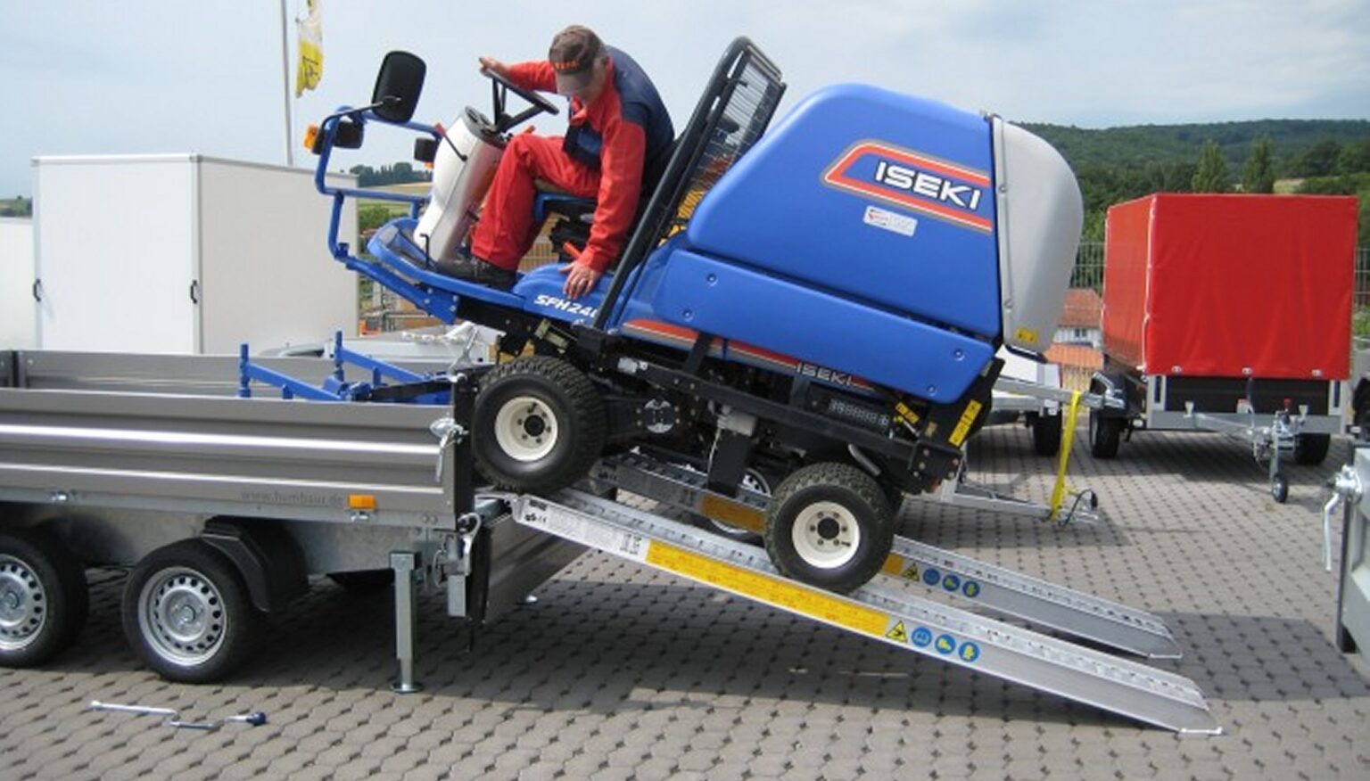 Rampe da carico in alluminio per veicoli gommati serie 100/115 - 2