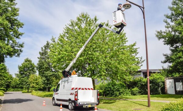 KL26 11.8 m Piattaforma montata su furgone - 3