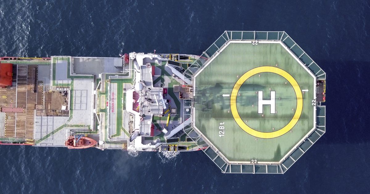 Pallinatura dell'acciaio: passerelle ed elisuperfici di piattaforme offshore